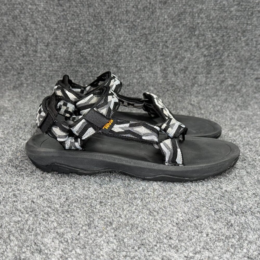Teva Hurricane XLT Youth Size 4 Black Grey Athletic Summer Beach Hiking Water